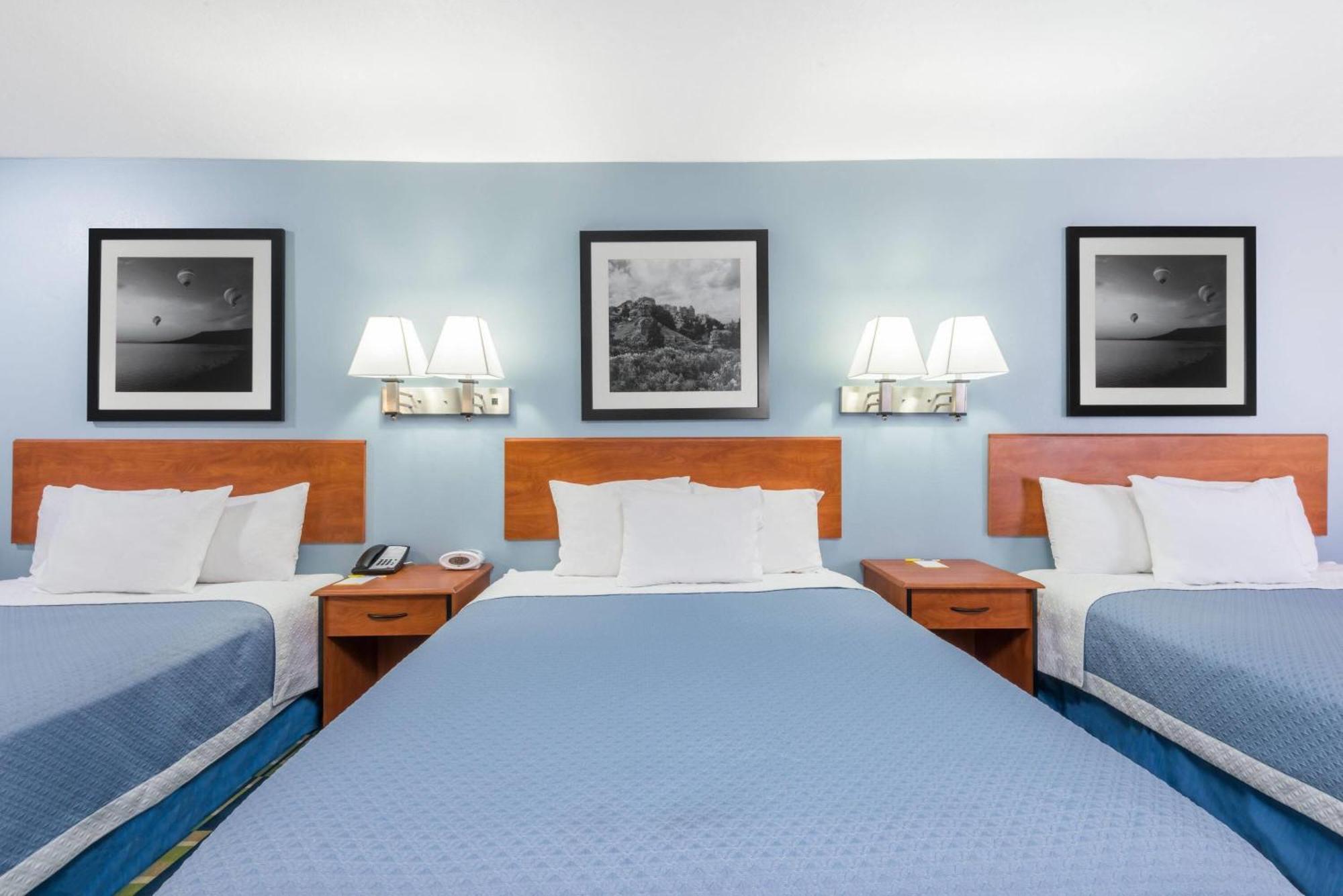 Days Inn By Wyndham Las Vegas Esterno foto